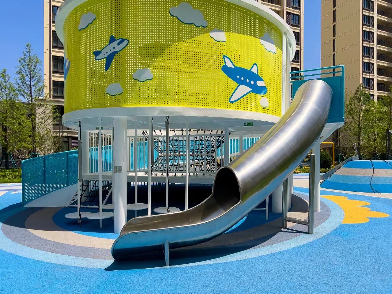 �Ǳ����ͻ���